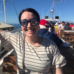 Meet your Posher, Claire